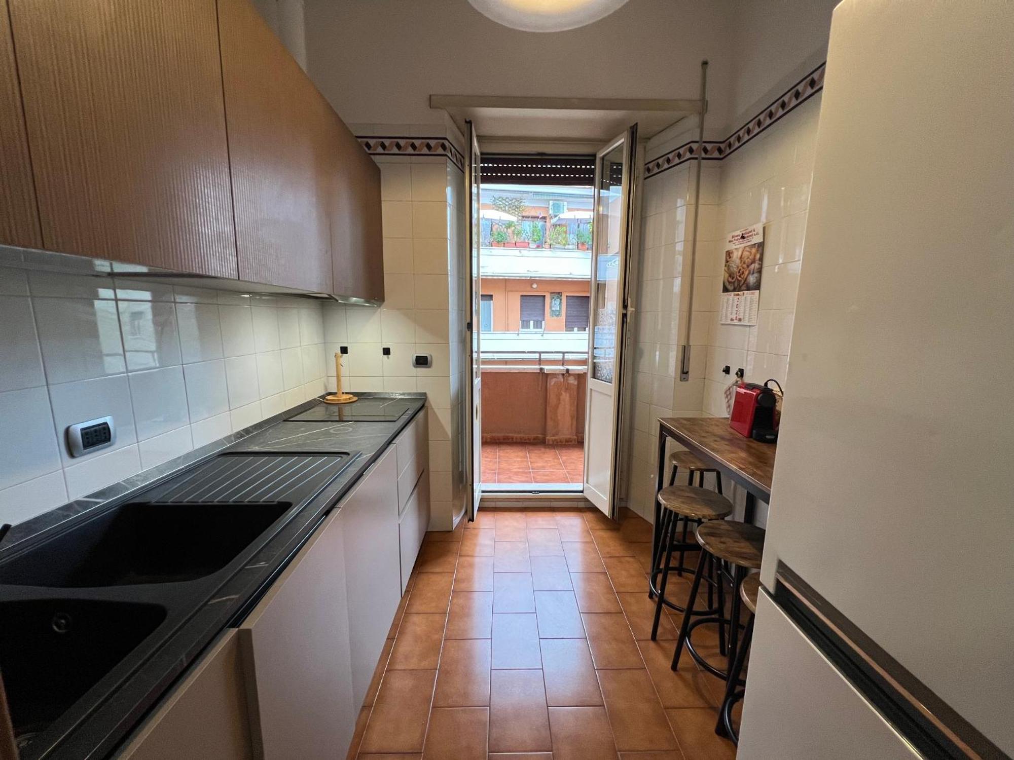 Apartamento --colosseum 15 Min-- Trastevere, Free Wi-fi & A-c *