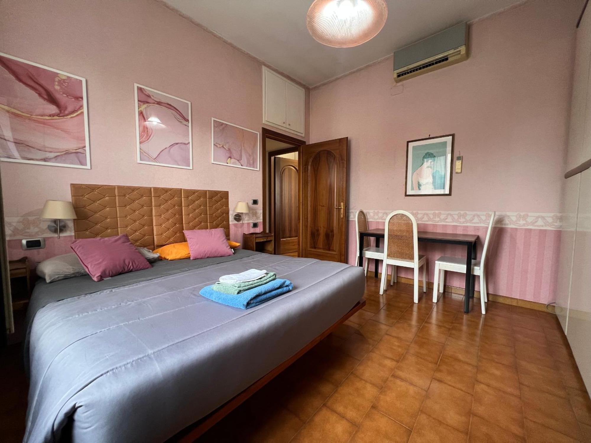 --colosseum 15 Min-- Trastevere, Free Wi-fi & A-c Apartamento *