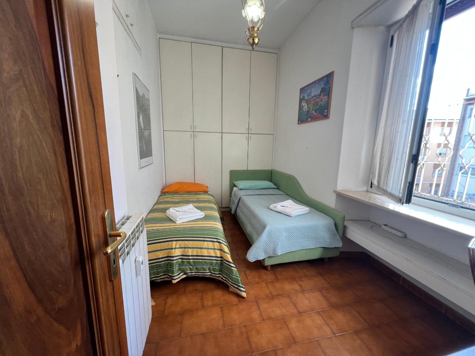 Apartamento --colosseum 15 Min-- Trastevere, Free Wi-fi & A-c *